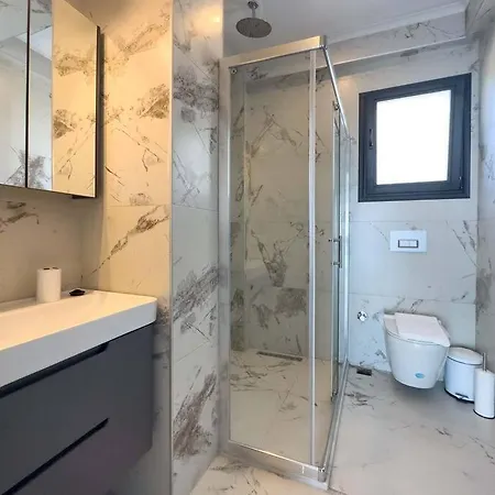 Kalkan'da Deniz Manzarali Hotel